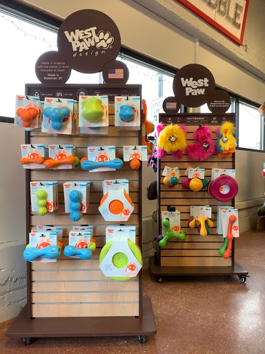 Pet Supply Store «K9 Kibble LLC», reviews and photos, 5535 6th Ave, Kenosha, WI 53140, USA