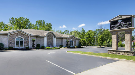 Funeral Home «Perna, Dengler, Roberts Funeral Home», reviews and photos, 1671 Maple Rd, Williamsville, NY 14221, USA