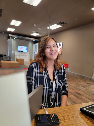 Cell Phone Store «Verizon Authorized Retailer, TCC», reviews and photos, 17575 S Halsted St, Homewood, IL 60430, USA