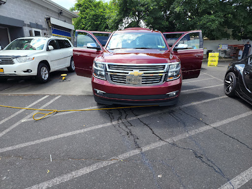 Car Wash «Rainbow Car Wash», reviews and photos, 225 W Old Country Rd, Hicksville, NY 11801, USA