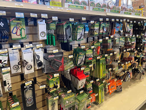 Sporting Goods Store «Bass Pro Shops», reviews and photos, 4500 Baldwin Rd, Auburn Hills, MI 48326, USA