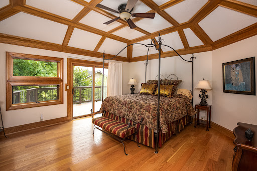 Paul Burrowes - David Lyng Real Estate image