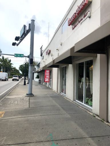 Running Store «iRun & Company Miami», reviews and photos, 5050 Biscayne Blvd #103, Miami, FL 33137, USA