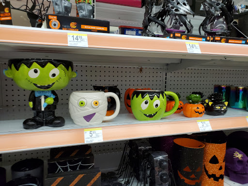 Drug Store «Walgreens», reviews and photos, 1 E Ogden Ave, Westmont, IL 60559, USA