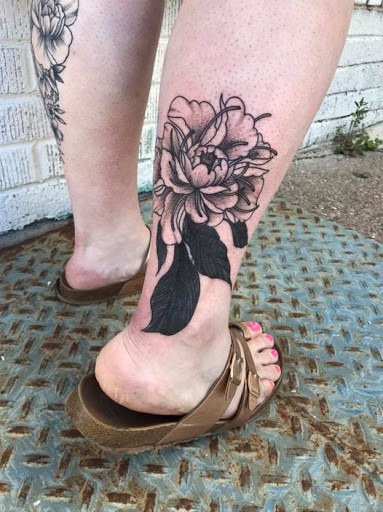 Explore crab tattoo ideas, creative tattoo ideas in Kingsford, available at Deft Tattoo Studio