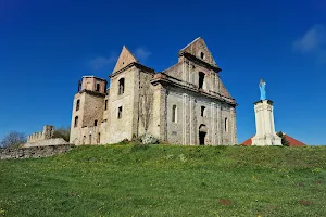 Ruiny Klasztoru Karmelitów Bosych image
