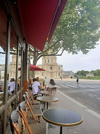 Atmosphère du Restaurant français Le Vauban à Paris - n°6
