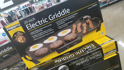 Shopping Mall «Village North Shopping Center», reviews and photos, 2440 N Lebanon St, Lebanon, IN 46052, USA