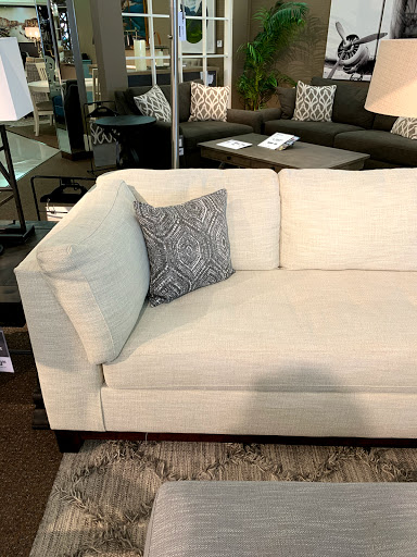 Furniture Store «Value City Furniture», reviews and photos, 2720 N Mall Dr, Virginia Beach, VA 23452, USA