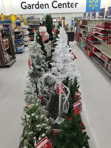 Discount Store «Walmart», reviews and photos, 321 NE Kings Valley Hwy, Dallas, OR 97338, USA