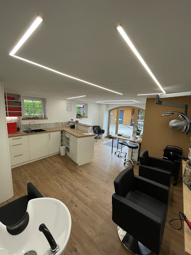 Kreativ Hair by Kerstin Hauer In Rohrbach bei Waltersdorf