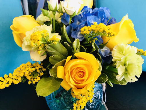 Florist «Flowers With Grace», reviews and photos, 9253 Magnolia Ave, Riverside, CA 92503, USA