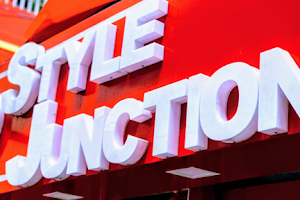 Style Junction Salon - Unisex image