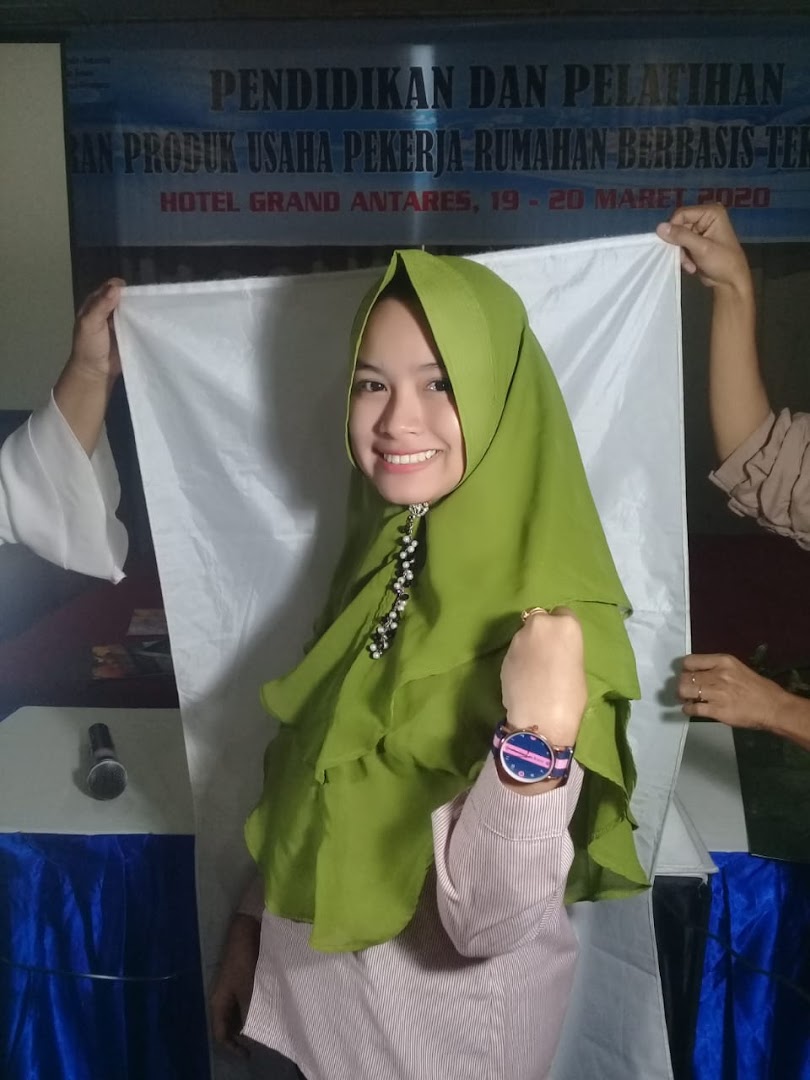 Produksen Hijab Photo