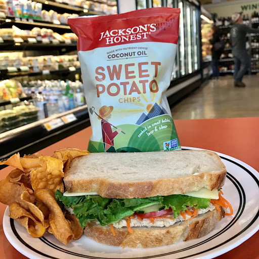 Grocery Store «Astoria Co-op Grocery», reviews and photos, 1355 Exchange St #1, Astoria, OR 97103, USA