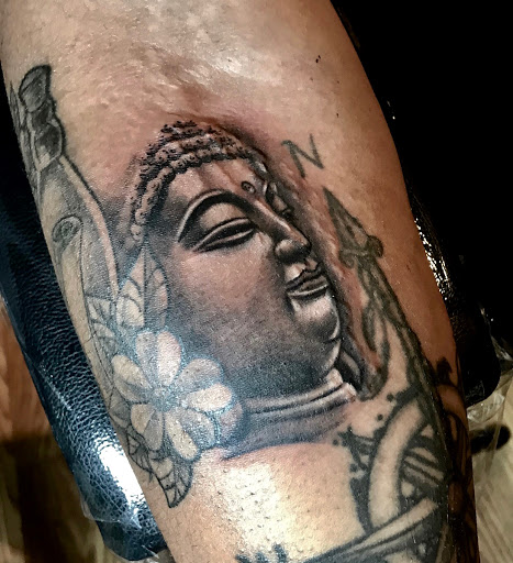 Tattoo Shop «Cupid Slave Tattoo Company», reviews and photos, 7111 US-278, Covington, GA 30014, USA