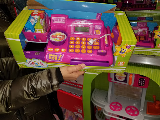 Department Store «Walmart Supercenter», reviews and photos, 1455 E Lake Cook Rd, Wheeling, IL 60090, USA