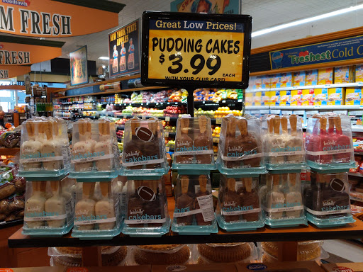 Grocery Store «Foodtown of Kensington», reviews and photos, 382 McDonald Ave, Brooklyn, NY 11218, USA