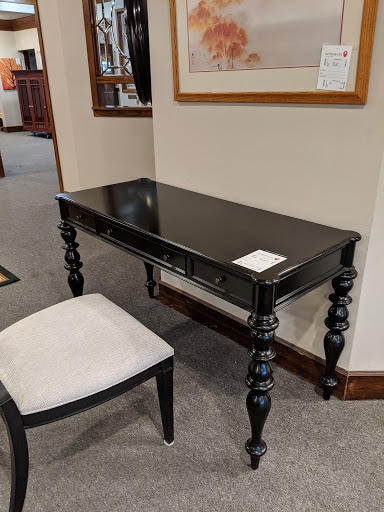 Consignment Shop «Furniture City Consignment», reviews and photos, 3555 Lake Eastbrook Blvd SE, Grand Rapids, MI 49546, USA