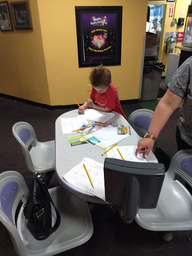 Bowling Alley «Farmingdale Lanes», reviews and photos, 999 Conklin St A, Farmingdale, NY 11735, USA