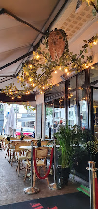 Atmosphère du Restaurant français XVIe Avenue à Paris - n°17