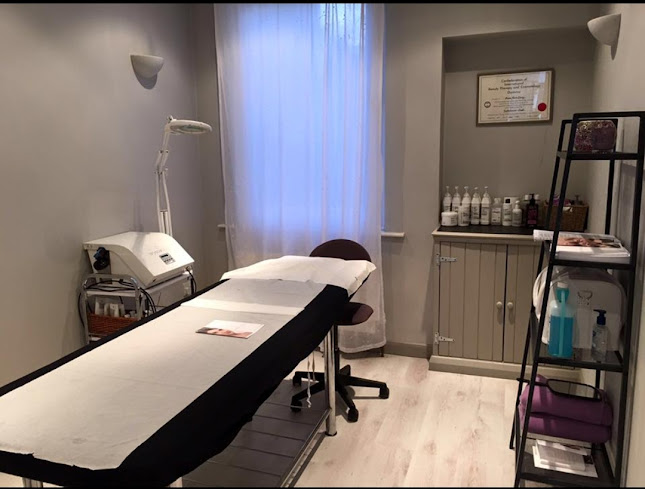 Reviews of Your Laser Clinic in London - Tatoo shop