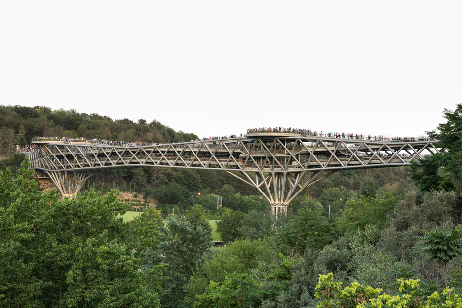 Picture of a place: Tabiat Bridge