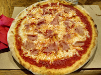 Pizza du Pizzeria Le Stone à Chamonix-Mont-Blanc - n°16