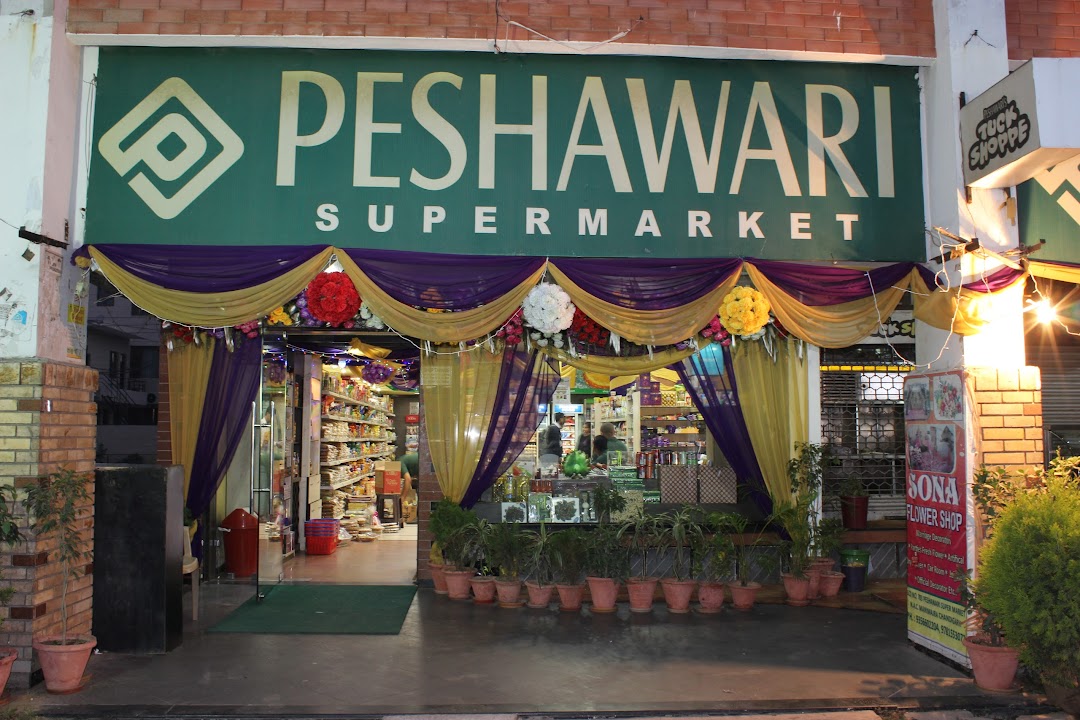 Peshawari Super Market in the city Chandigarh