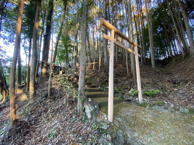 位隅神社