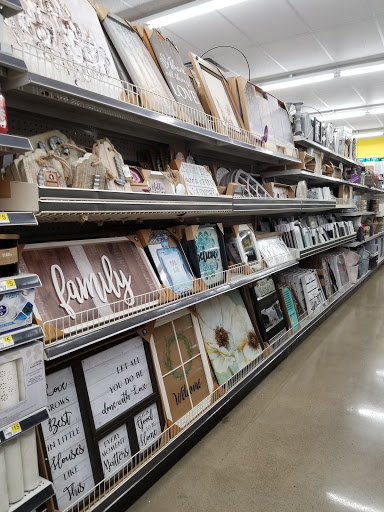 Home Goods Store «Dollar General», reviews and photos, 1213 Dickerson Rd, Goodlettsville, TN 37072, USA