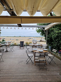 Atmosphère du Bar-restaurant à huîtres Chai Bertrand à Lège-Cap-Ferret - n°5