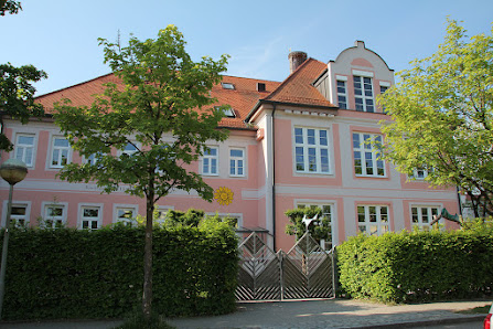 Kindergarten & Hort im Alten Schulhaus Schulgasse 7, 85570 Markt Schwaben, Deutschland