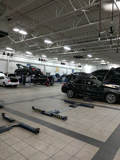 Mercedes Benz Dealer «New Country Motor Cars, Inc», reviews and photos, 1 Weston St, Hartford, CT 06120, USA