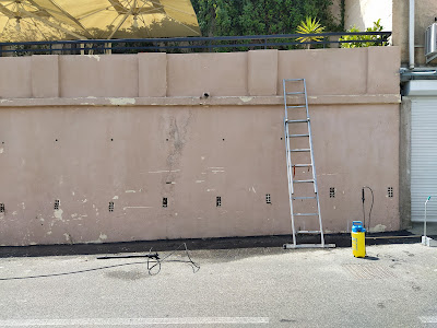 Artisan sauser à Antibes