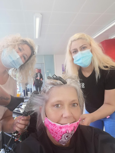 Coiffeursalon Hairstyling Studio Sonja - Friseursalon