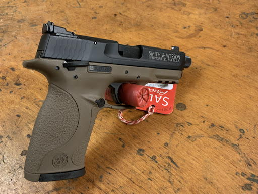 Gun Shop «Bergen Sporting Goods», reviews and photos, 649 Bergen Blvd, Ridgefield, NJ 07657, USA