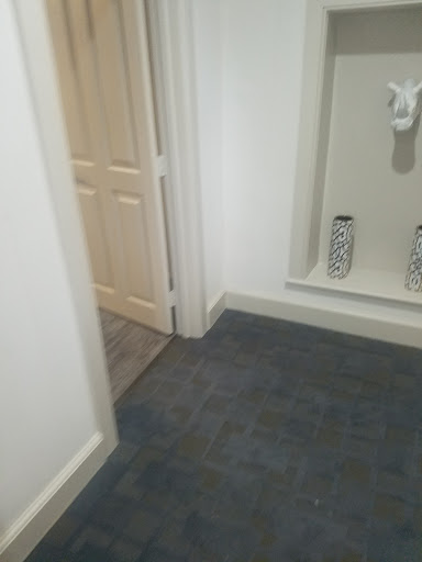 Beauty Salon «GLOSS Hair Salon and Style Bar», reviews and photos, 233 W Lincoln Hwy #7, Exton, PA 19341, USA