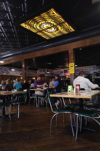 Hamburger Restaurant «Cothams In the City», reviews and photos