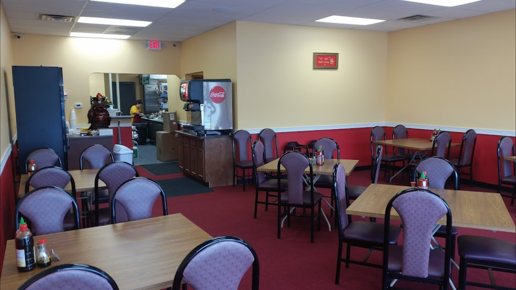 Ling's Asian Cuisine 68136