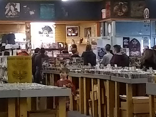 Video Store «Young Ones», reviews and photos, 26 S Whiteoak St, Kutztown, PA 19530, USA