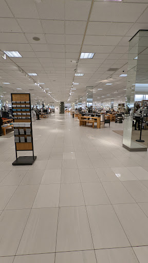 Department Store «Nordstrom Westfarms», reviews and photos, 600 W Farms Mall, Farmington, CT 06032, USA