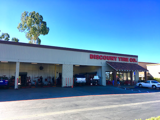 Discount Tire Store - Encinitas, CA, 107 N El Camino Real, Encinitas, CA 92024, USA, 