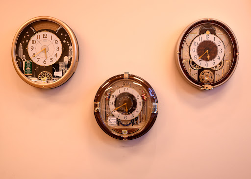 Jewelry Store «Gold Rush Jewelers - Santa Rosa», reviews and photos, 2240 Mendocino Ave, Santa Rosa, CA 95403, USA