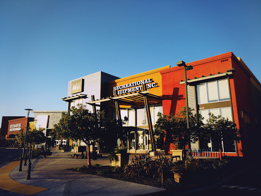 Camping Store «REI», reviews and photos, 2450 Charleston Rd, Mountain View, CA 94043, USA