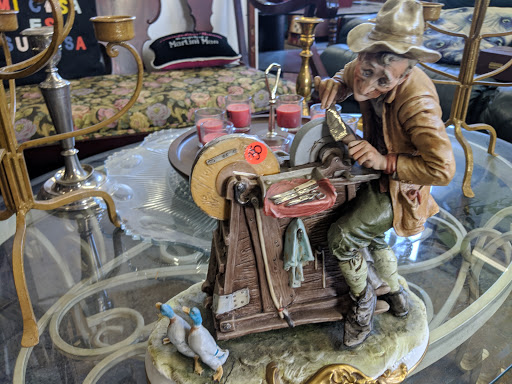 Thrift Store «Bnai Tzedukah Thrift Store», reviews and photos, 203 Sheridan Blvd, Inwood, NY 11096, USA