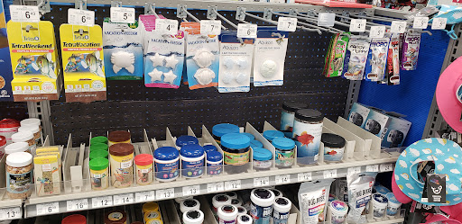 Pet Supply Store «Petco Animal Supplies», reviews and photos, 11620 W 95th St, Overland Park, KS 66214, USA