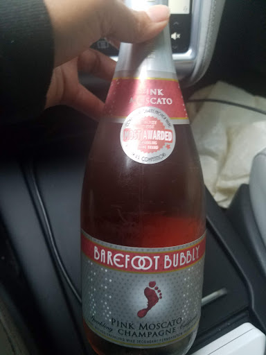 Liquor Store «Fine Wine & Good Spirits store», reviews and photos, 3202 Brighton Rd, Pittsburgh, PA 15212, USA