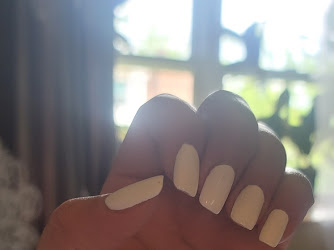 Vanity Nails