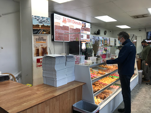 Donut Shop «S H Donuts», reviews and photos, 5313 Manor Rd, Austin, TX 78723, USA